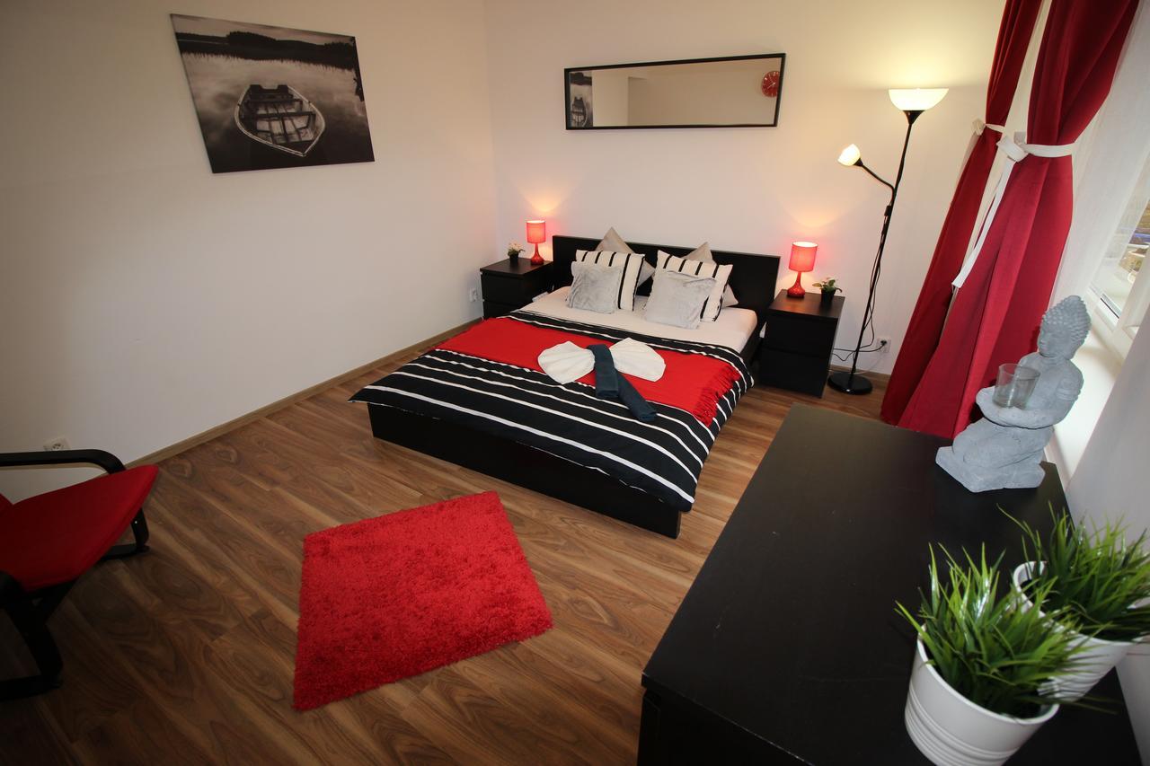 Smart City Prague Apartment Praga Exterior foto